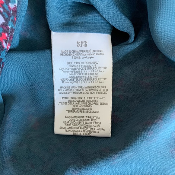 Beautiful BCBGeneration mini-dress - Picture 3 of 3